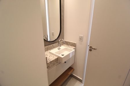 Apartamento para alugar com 68m², 2 quartos e 2 vagasLavabo