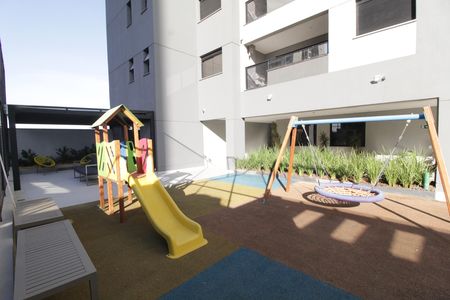 Apartamento para alugar com 68m², 2 quartos e 2 vagasÁrea comum - Playground