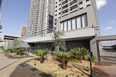 Apartamento para alugar com 68m², 2 quartos e 2 vagasFachada e portaria