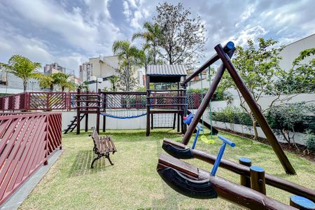 Apartamento à venda com 145m², 3 quartos e 2 vagasÁrea comum - Playground