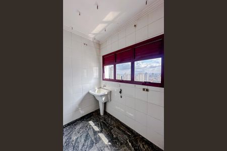 Apartamento à venda com 145m², 3 quartos e 2 vagasÁrea de Serviço