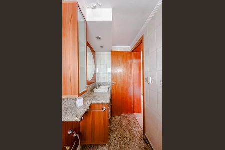 Apartamento à venda com 145m², 3 quartos e 2 vagasBanheiro