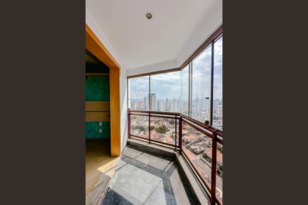 Apartamento à venda com 145m², 3 quartos e 2 vagasVaranda da Suíte