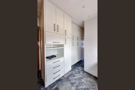 Apartamento à venda com 145m², 3 quartos e 2 vagasÁrea de Serviço