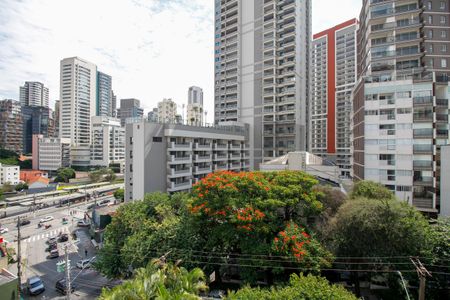 Apartamento para alugar com 95m², 2 quartos e 1 vagaVista do Quarto