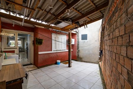 Casa à venda com 79m², 3 quartos e 2 vagas Casa à venda com 79m², 3 quartos e 2 vagasQuintal