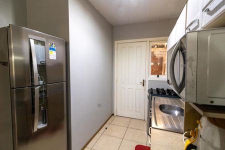 Casa à venda com 79m², 3 quartos e 2 vagas Casa à venda com 79m², 3 quartos e 2 vagasCozinha