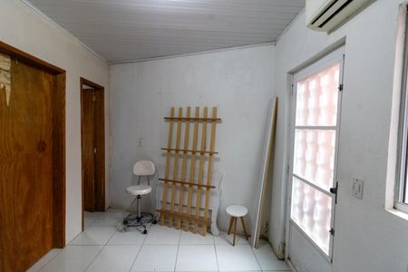 Casa à venda com 79m², 3 quartos e 2 vagas Casa à venda com 79m², 3 quartos e 2 vagasSuíte