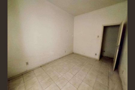 Apartamento à venda com 100m², 2 quartos e sem vaga