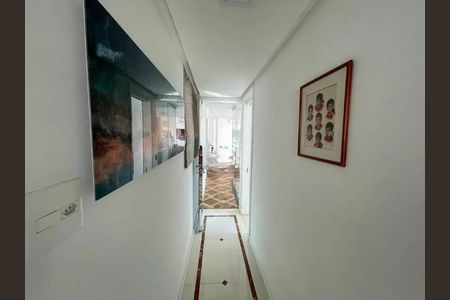 Apartamento à venda com 131m², 3 quartos e 1 vaga