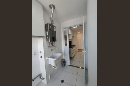 Apartamento à venda com 66m², 3 quartos e 1 vagaÁrea de Serviço