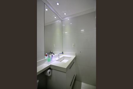 Apartamento à venda com 56m², 2 quartos e 1 vagaSuíte Banheiro