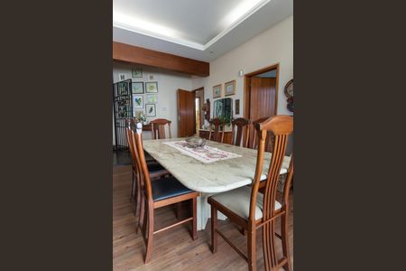 Casa à venda com 580m², 4 quartos e 3 vagasSala de Jantar