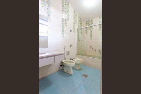 Casa à venda com 580m², 4 quartos e 3 vagasBanheiro da Suíte 3