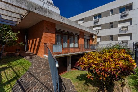 Casa à venda com 414m², 6 quartos e 6 vagasQuintal