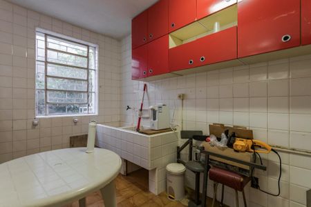 Casa à venda com 414m², 6 quartos e 6 vagasÁrea de Serviço