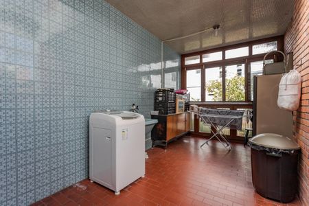 Casa à venda com 414m², 6 quartos e 6 vagasÁrea de Serviço