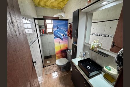 Casa à venda com 150m², 4 quartos e 1 vagaBanheiro
