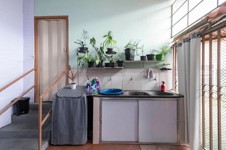 Casa à venda com 160m², 3 quartos e 6 vagasÁrea de serviço