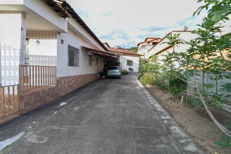 Casa à venda com 160m², 3 quartos e 6 vagasGaragem
