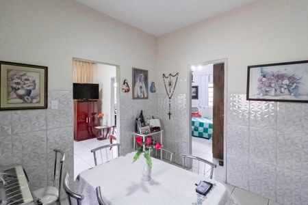 Casa à venda com 160m², 3 quartos e 6 vagasCopa