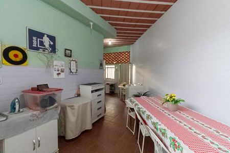 Casa à venda com 160m², 3 quartos e 6 vagasÁrea de serviço