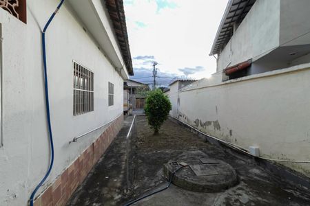 Casa à venda com 160m², 3 quartos e 6 vagasQuintal