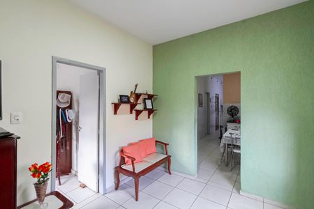 Casa à venda com 160m², 3 quartos e 6 vagasSala