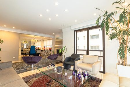 Apartamento à venda com 216m², 4 quartos e 3 vagasSala