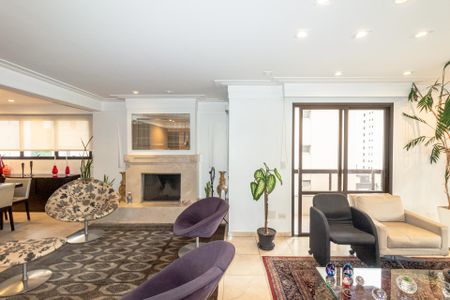 Apartamento à venda com 216m², 4 quartos e 3 vagasSala