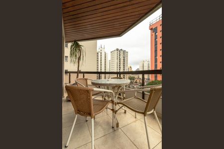 Apartamento à venda com 216m², 4 quartos e 3 vagasSacada Sala