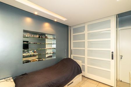 Apartamento à venda com 216m², 4 quartos e 3 vagasSuíte 2