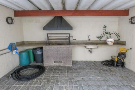 Apartamento à venda com 216m², 4 quartos e 3 vagasÁrea comum - Churrasqueira