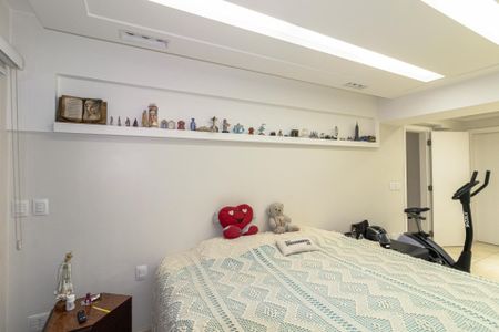 Apartamento à venda com 216m², 4 quartos e 3 vagasSuíte 1