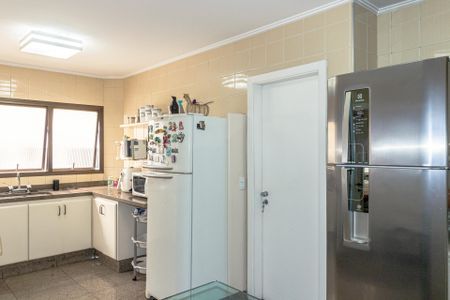 Apartamento à venda com 216m², 4 quartos e 3 vagasCozinha