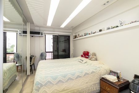 Apartamento à venda com 216m², 4 quartos e 3 vagasSuíte 1