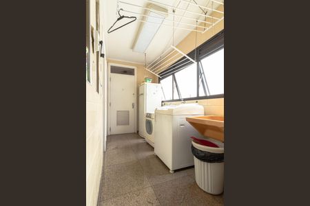 Apartamento à venda com 216m², 4 quartos e 3 vagasÁrea de Serviço