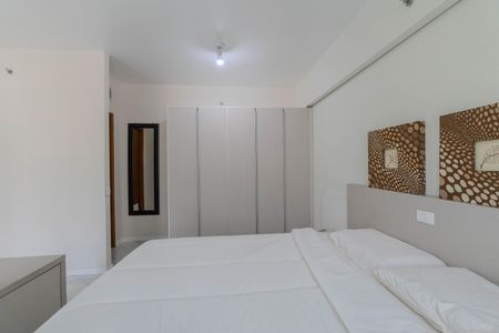 Studio à venda com 40m², 1 quarto e 1 vaga Studio à venda com 40m², 1 quarto e 1 vagaStudio