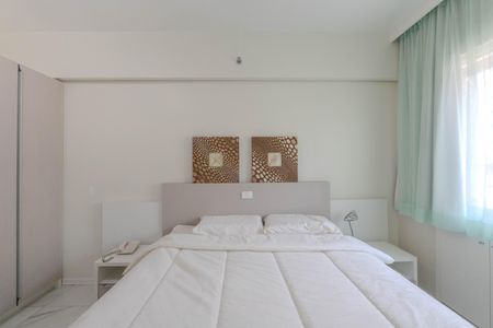 Studio à venda com 40m², 1 quarto e 1 vaga Studio à venda com 40m², 1 quarto e 1 vagaStudio