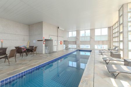 Studio à venda com 40m², 1 quarto e 1 vaga Studio à venda com 40m², 1 quarto e 1 vagaÁrea comum - Piscina