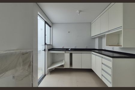 Apartamento à venda com 60m², 2 quartos e 1 vaga Apartamento à venda com 60m², 2 quartos e 1 vagaCozinha