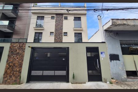 Apartamento à venda com 60m², 2 quartos e 1 vaga Apartamento à venda com 60m², 2 quartos e 1 vagaFachada