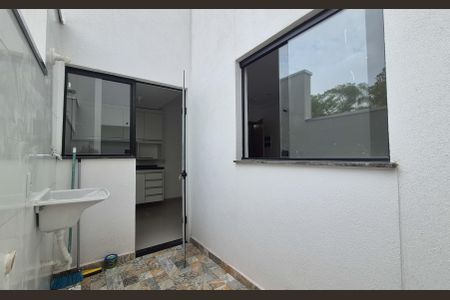 Apartamento à venda com 60m², 2 quartos e 1 vaga Apartamento à venda com 60m², 2 quartos e 1 vagaÁrea de Serviço