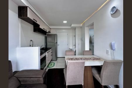 Apartamento para alugar com 32m², 2 quartos e 1 vaga Apartamento para alugar com 32m², 2 quartos e 1 vagaSala