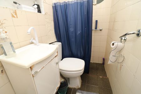 Casa à venda com 162m², 2 quartos e 1 vagaBanheiro Social