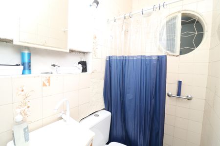 Casa à venda com 162m², 2 quartos e 1 vagaBanheiro Social