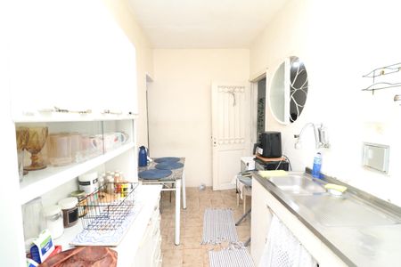 Casa à venda com 162m², 2 quartos e 1 vagaCozinha