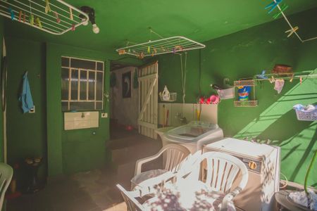 Casa à venda com 188m², 4 quartos e 2 vagas Casa à venda com 188m², 4 quartos e 2 vagasÁrea de Serviço