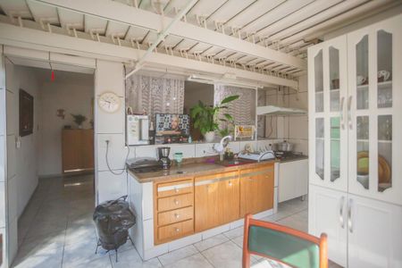 Casa à venda com 188m², 4 quartos e 2 vagas Casa à venda com 188m², 4 quartos e 2 vagasCozinha