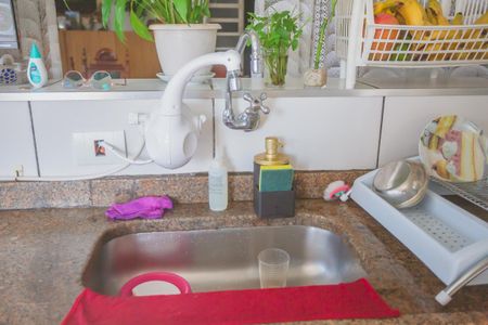 Casa à venda com 188m², 4 quartos e 2 vagas Casa à venda com 188m², 4 quartos e 2 vagasCozinha